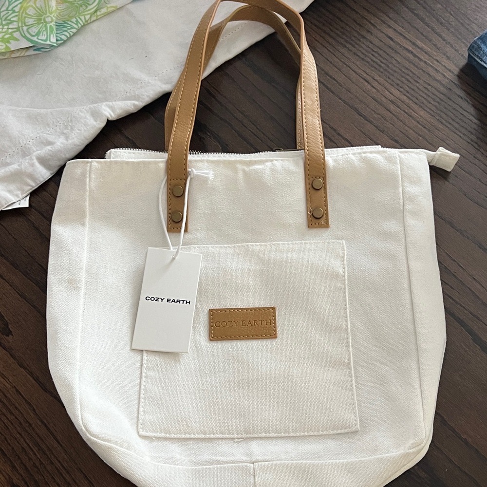 Cozy Earth NWT White Canvas Tote with Tan Leather Handles